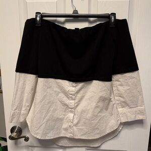 Strapless black and white blouse